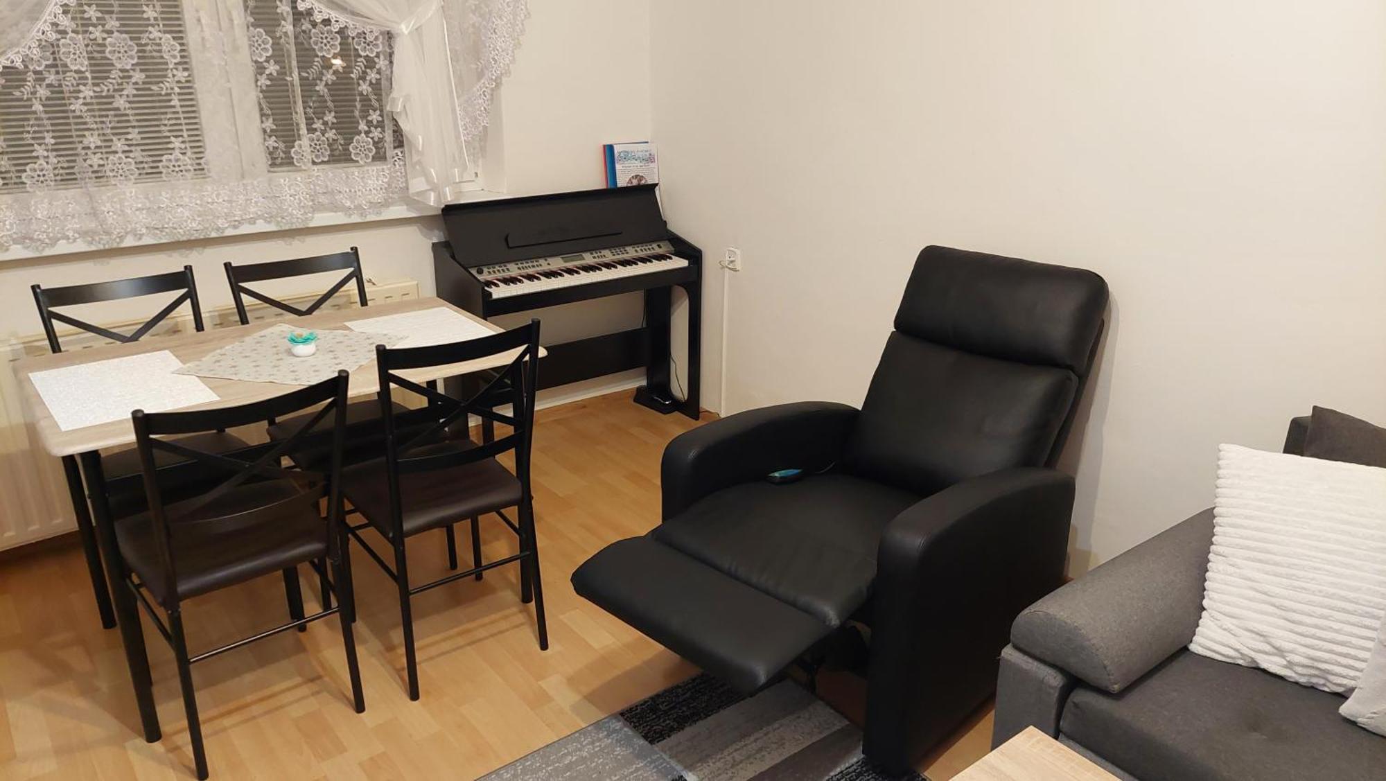 Karki Music Apartment Poprad Exterior foto